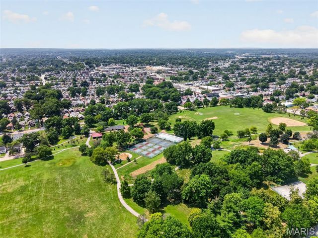 5612 Arthur Avenue, St Louis, MO 63139