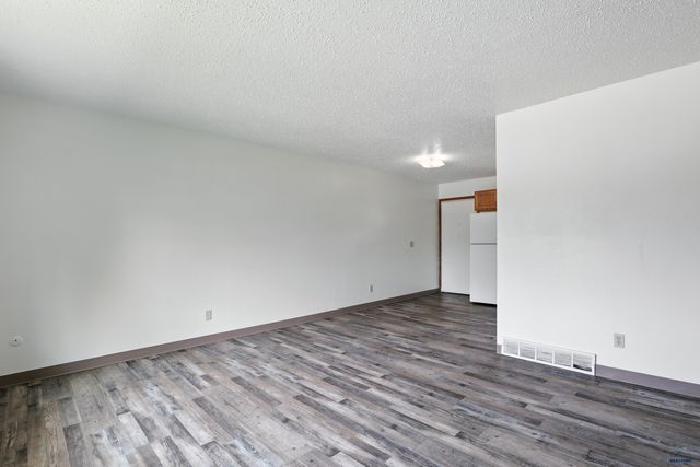 3904 HAMPTON CT, Rapid City, SD 57701