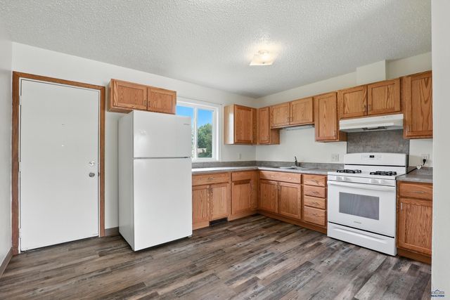 3904 HAMPTON CT, Rapid City, SD 57701