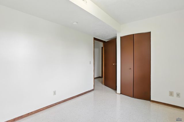 3904 HAMPTON CT, Rapid City, SD 57701
