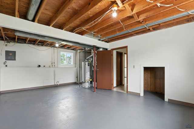 3904 HAMPTON CT, Rapid City, SD 57701