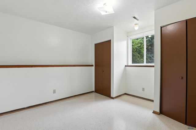 3904 HAMPTON CT, Rapid City, SD 57701