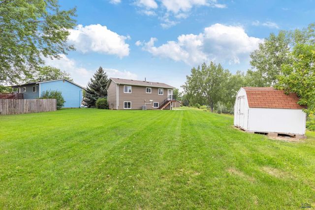 3904 HAMPTON CT, Rapid City, SD 57701
