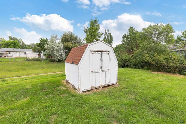3904 HAMPTON CT, Rapid City, SD 57701