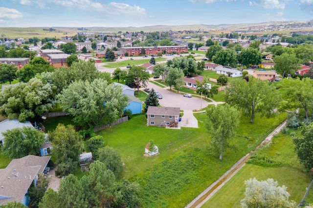 3904 HAMPTON CT, Rapid City, SD 57701