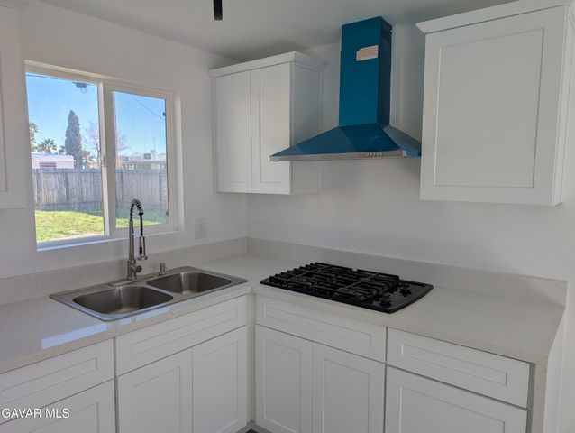 15820 N Street, Mojave, CA 93501