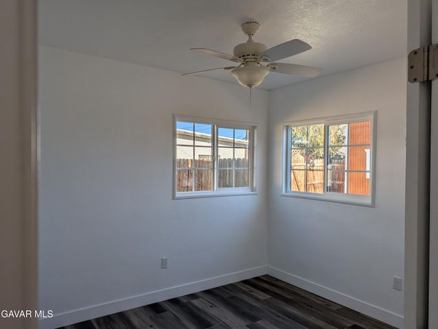 15820 N Street, Mojave, CA 93501