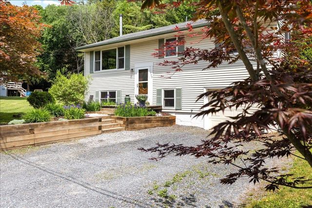 175 Rocky Ridge Circle, St. George, VT 05495