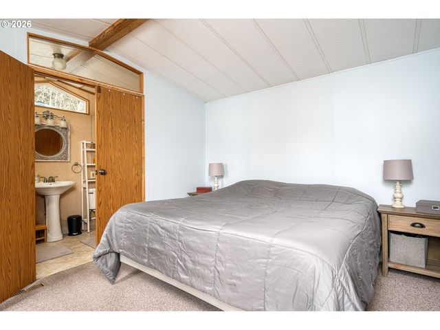 648 S EASY St, Rockaway Beach, OR 97136