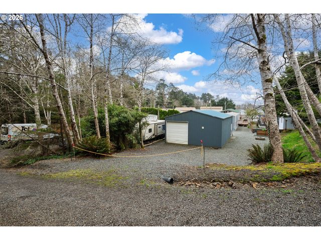 648 S EASY St, Rockaway Beach, OR 97136