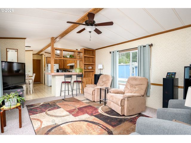 648 S EASY St, Rockaway Beach, OR 97136