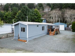 648 S EASY St, Rockaway Beach, OR 97136