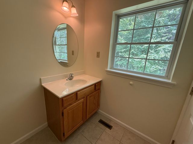 183 Osborn Road, Naugatuck, CT 06770