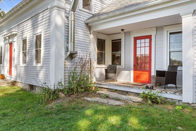 21 County Road, Pownal, VT 05261