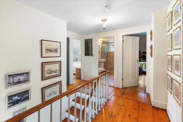 21 County Road, Pownal, VT 05261