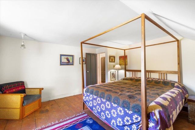 21 County Road, Pownal, VT 05261