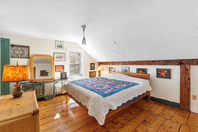 21 County Road, Pownal, VT 05261