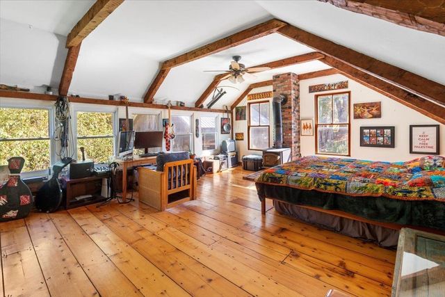 21 County Road, Pownal, VT 05261