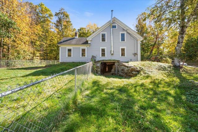 21 County Road, Pownal, VT 05261