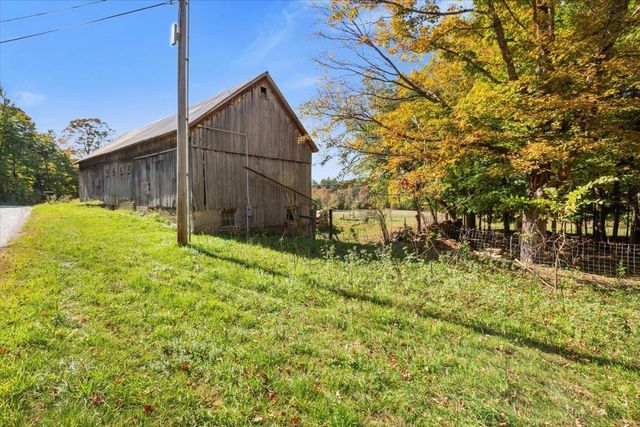 21 County Road, Pownal, VT 05261