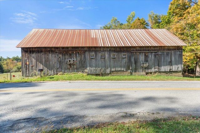 21 County Road, Pownal, VT 05261