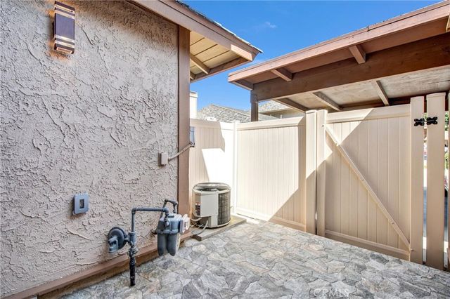 28835 Conejo View Drive, Agoura Hills, CA 91301