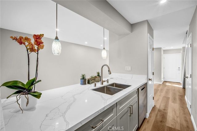 28835 Conejo View Drive, Agoura Hills, CA 91301