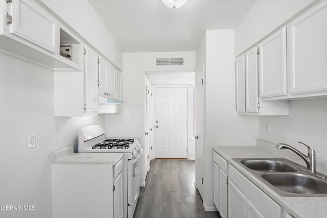 8604 JOAQUIN Court, El Paso, TX 79907