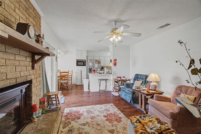 2009 Charleston Drive, Bedford, TX 76022