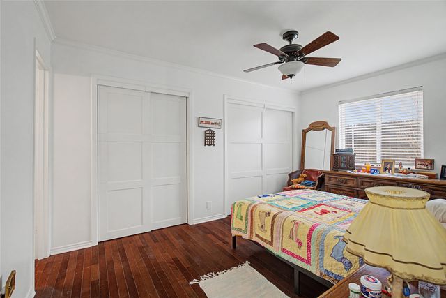 2009 Charleston Drive, Bedford, TX 76022