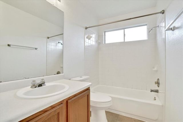 1405 Scottsdale DR, Leander, TX 78641