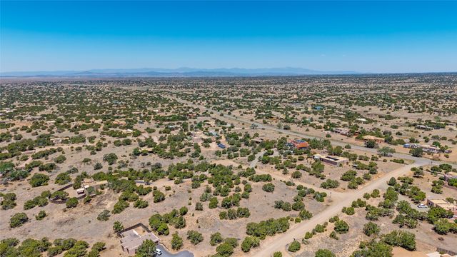 1 Manzano Court, Santa Fe, NM 87508