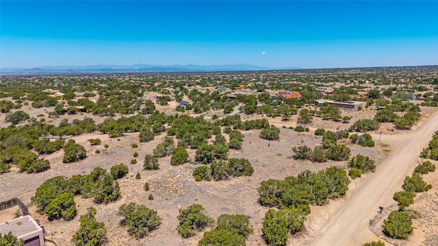 1 Manzano Court, Santa Fe, NM 87508