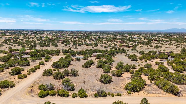 1 Manzano Court, Santa Fe, NM 87508