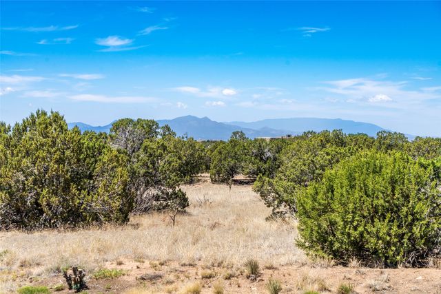 1 Manzano Court, Santa Fe, NM 87508