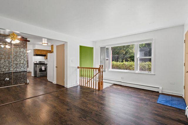 44 King Arthur Court 7, Northlake, IL 60164