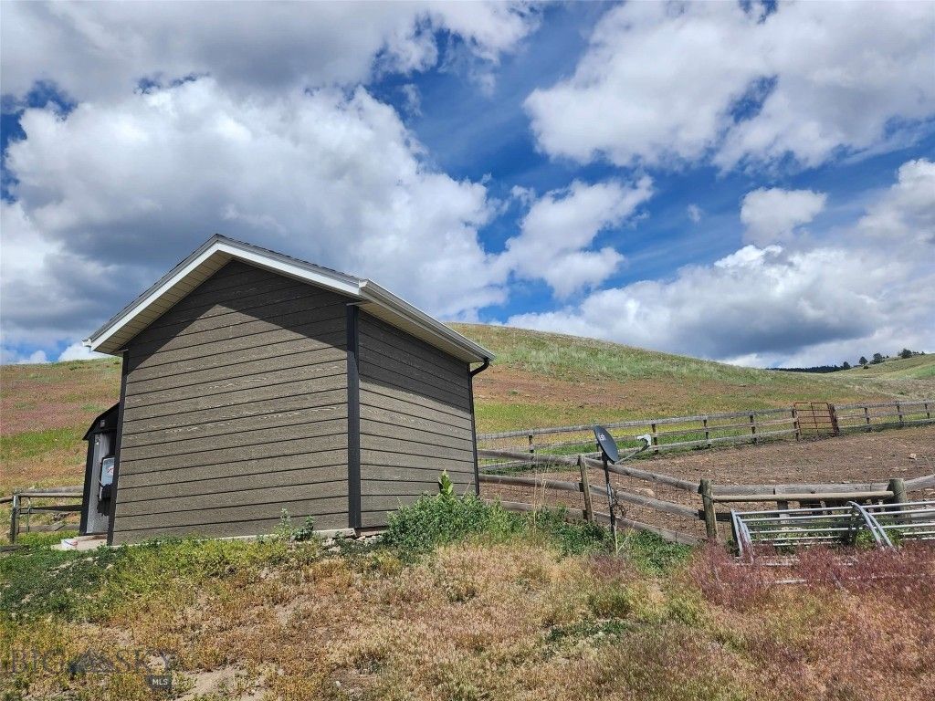 39 Gunsight, Plains, MT 59859 photo 32