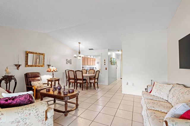 9709 NW 16th Street, Pembroke Pines, FL 33024
