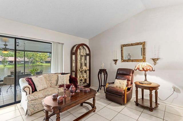 9709 NW 16th Street, Pembroke Pines, FL 33024