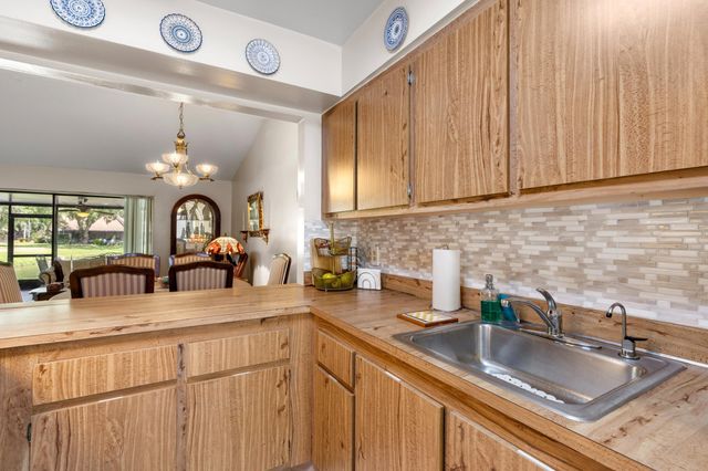 9709 NW 16th Street, Pembroke Pines, FL 33024