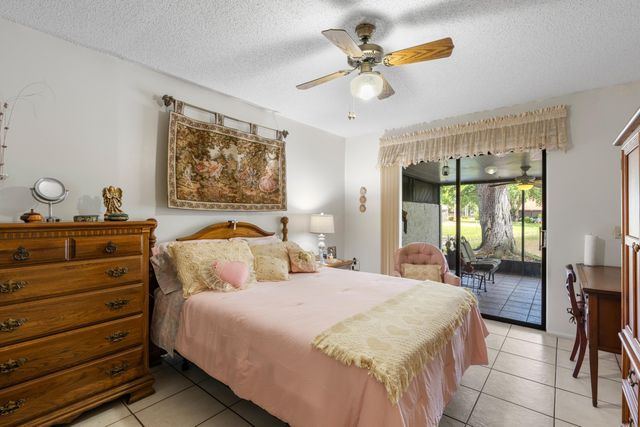 9709 NW 16th Street, Pembroke Pines, FL 33024