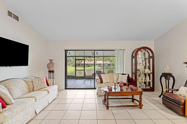 9709 NW 16th Street, Pembroke Pines, FL 33024