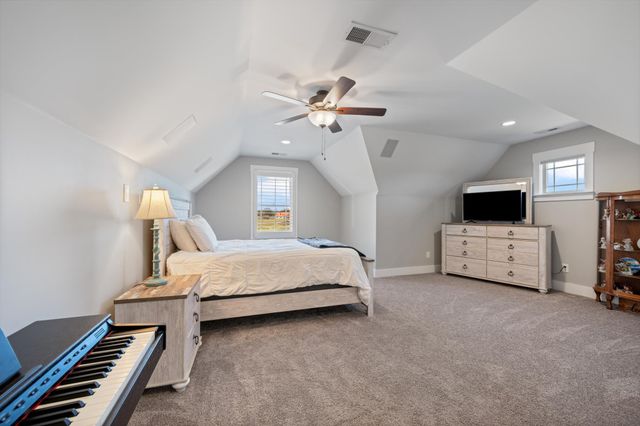 7138 Wayside Rd, Christiana, TN 37037