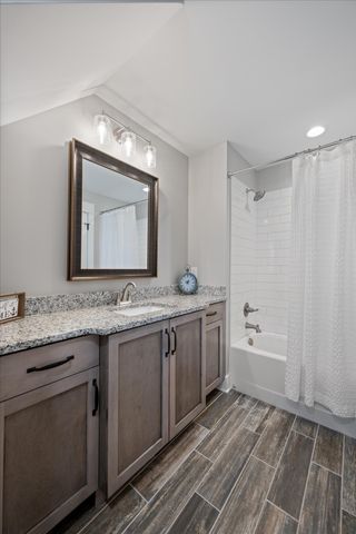 7138 Wayside Rd, Christiana, TN 37037