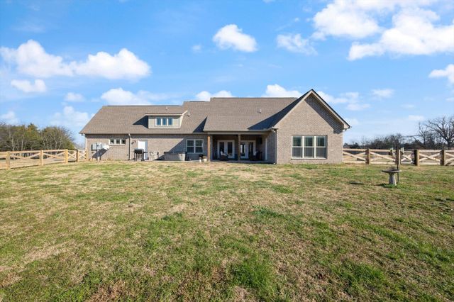 7138 Wayside Rd, Christiana, TN 37037