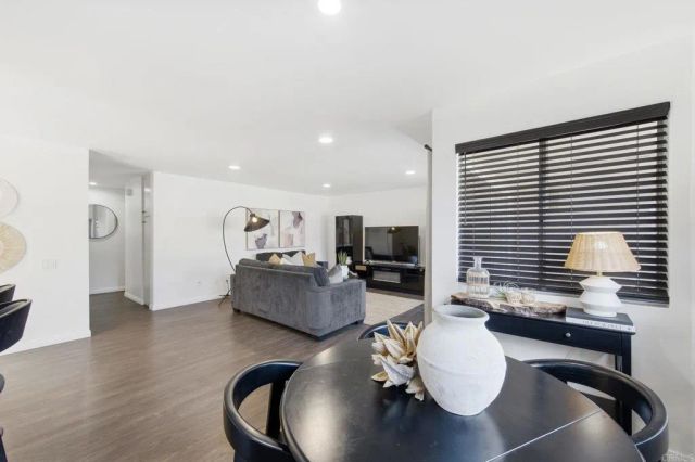 6349 Caminito Salado, San Diego, CA 92111