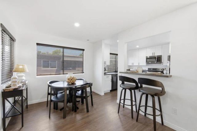 6349 Caminito Salado, San Diego, CA 92111