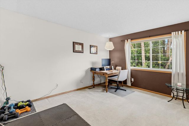 906 Village Parkway, Circle Pines, MN 55014