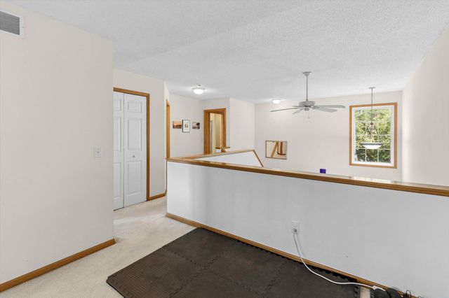 906 Village Parkway, Circle Pines, MN 55014