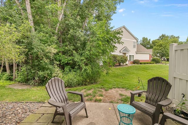 906 Village Parkway, Circle Pines, MN 55014